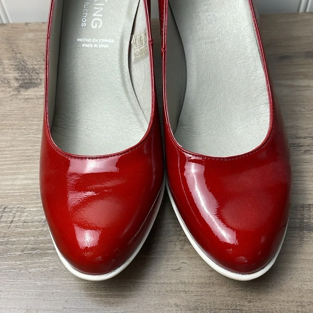 DorKing By Fluchos Red Patent Leather Stacked Heels Size 39 New Elegant Party‎